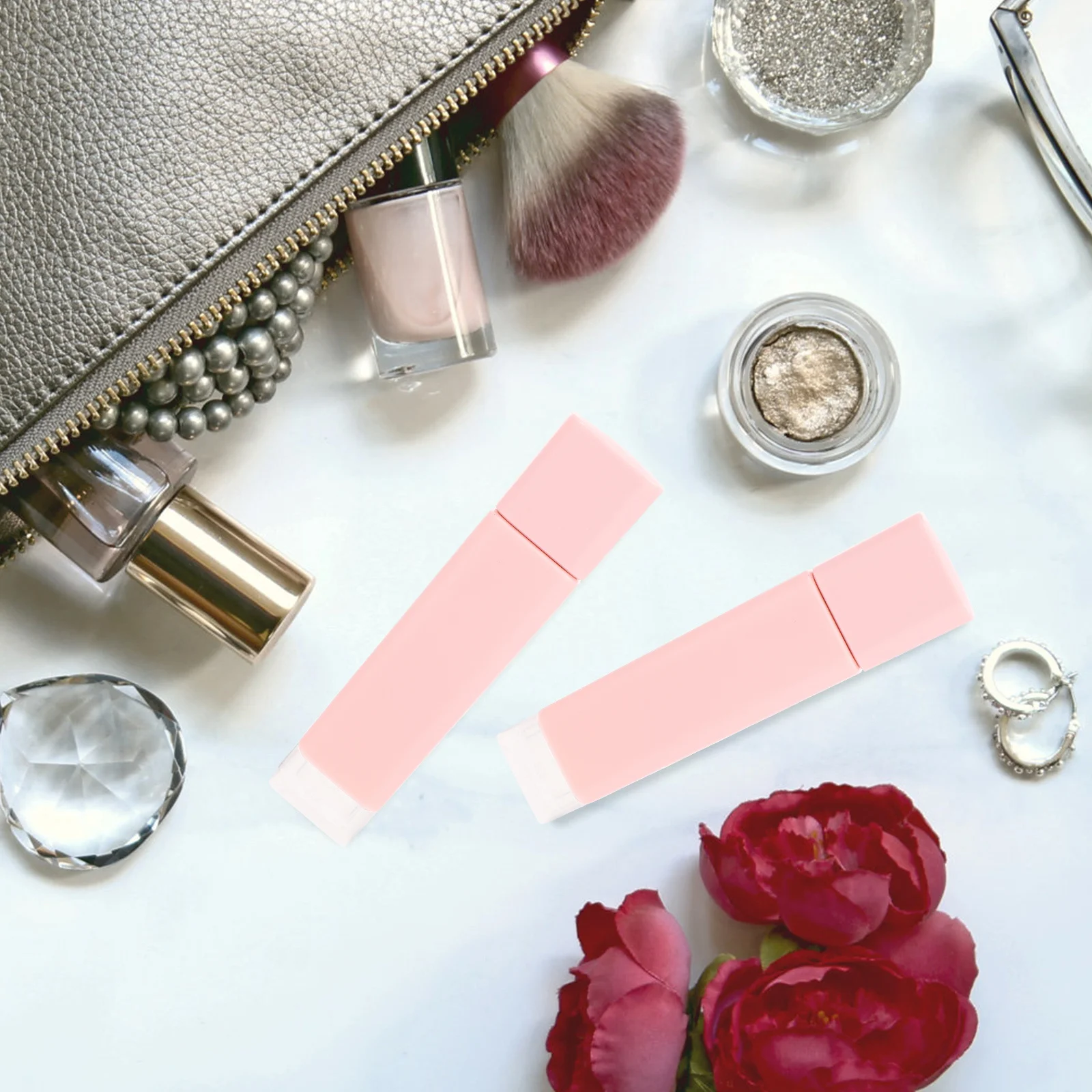 4Pcs 립글로스 튜브 리필 가능 플라스틱 용기 5G DIY 립스틱 빈 병 여성 도구 DIY 립스틱 컨테이너