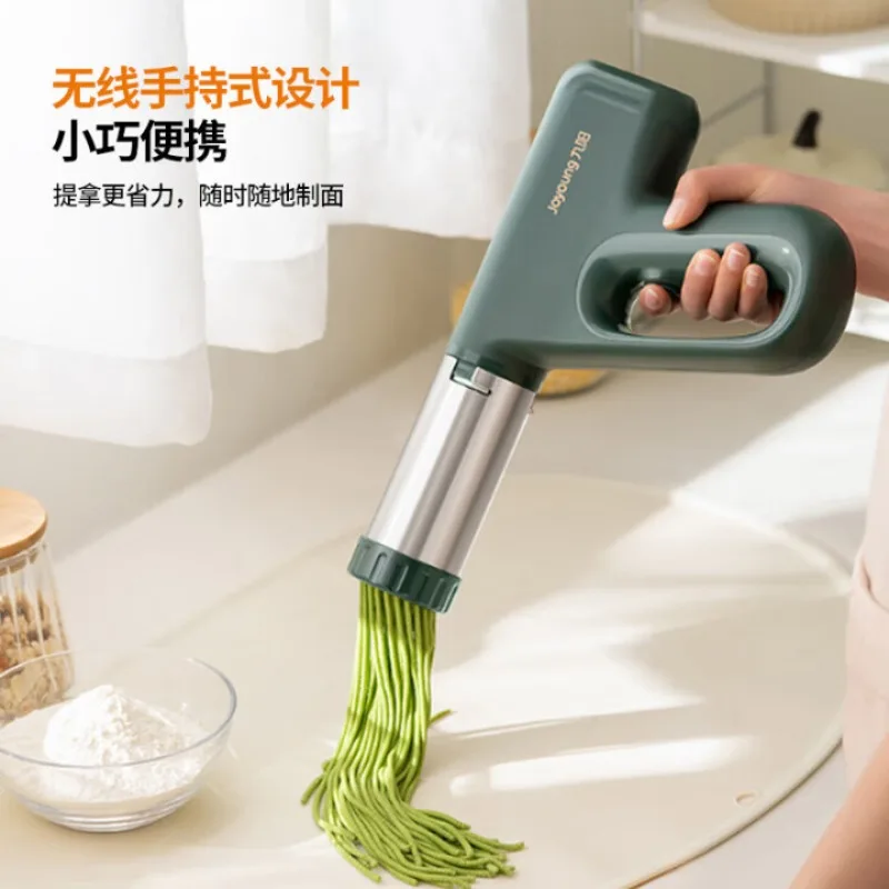 Handnudelmaschine für den Haushalt elektrisch