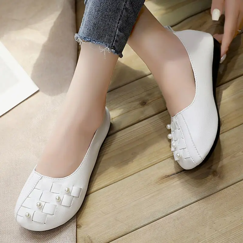 Flats Pearl Ladies Summer Footwear White Flat Moccasins Round Toe Shoes For Women 2024 On Promotion With Chic Elegant Social 39