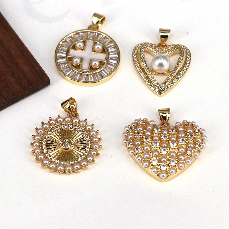 

10Pcs 18K Gold Plated Heart Pendant, Micro pave CZ Pearl Heart Round Pendant, Love Charm,DIY Jewelry Accessories