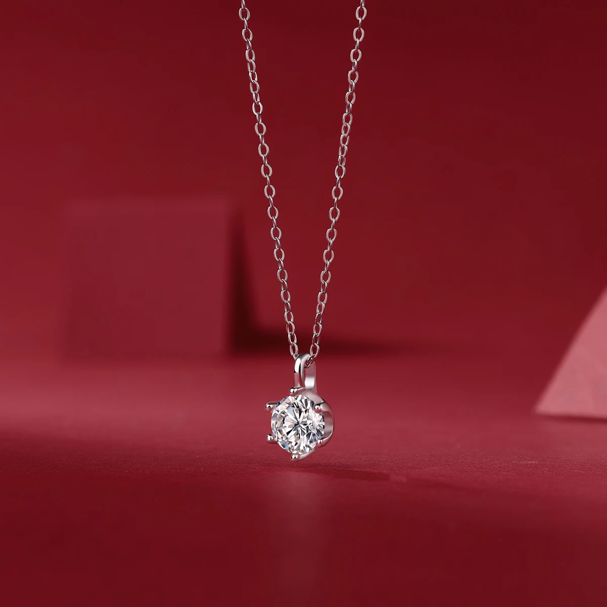 

YulailiElegant 925 Sterling Silver Necklace Sparkling Round CZ Pendant Delicate Chain Women Party Daily Gift P12986