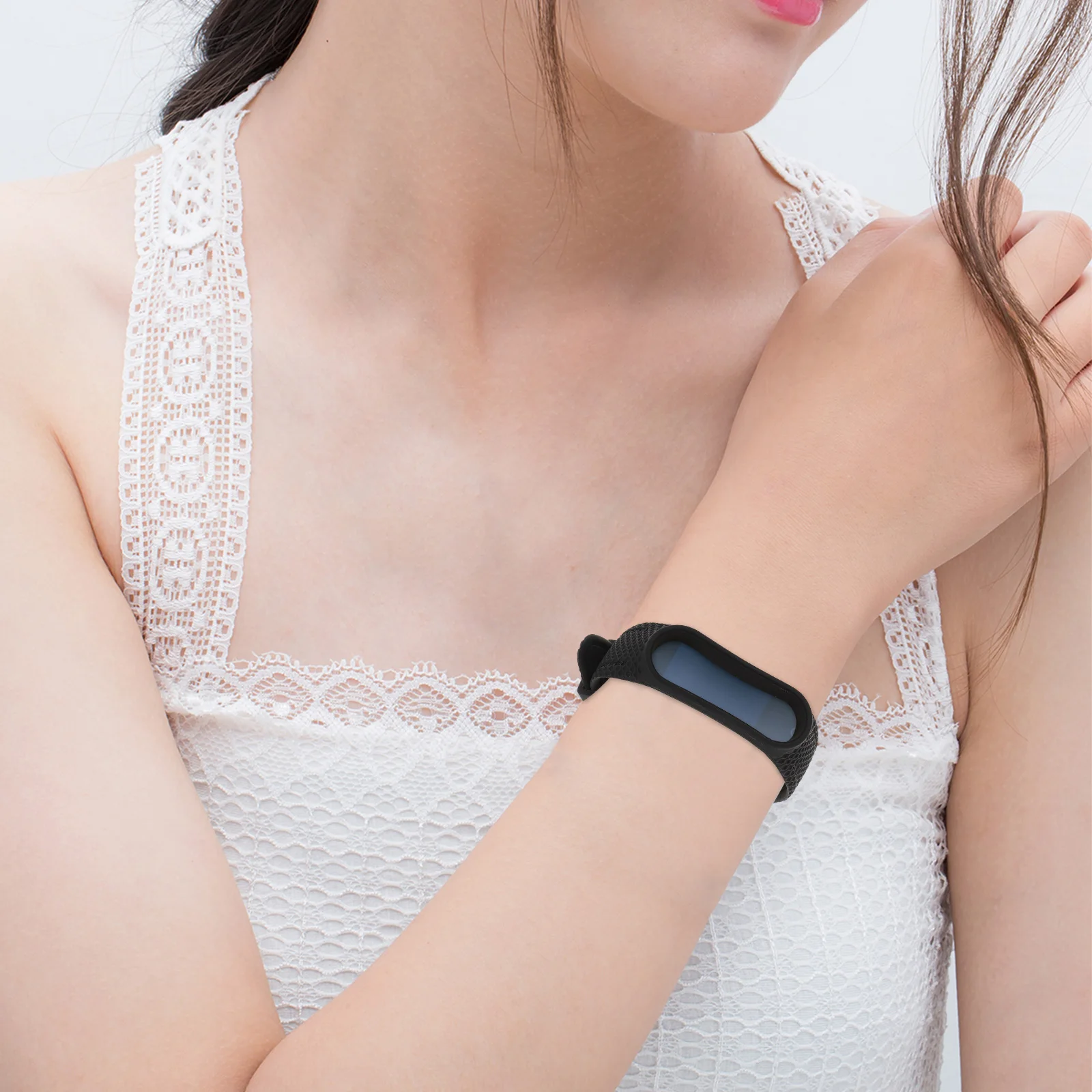 

Wear-Resistant Honeycomb Pattern Silicone Watch Band Adjustable Comfortable Replacement Strap For 5 6 Daily Use Watch