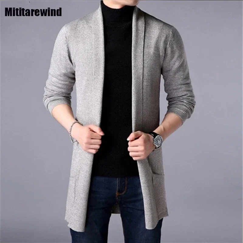 Cardigan lungo da uomo alla moda coreana Primavera Autunno Maglioni da uomo casual quotidiani Maglione lavorato a maglia kaki con tasca Semplice vestibilità slim