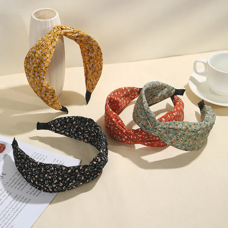 

Minimalist Korean Floral Cross Hairband Set - Fashionable Instagram-Inspired Hair Accessories and Headband Combo