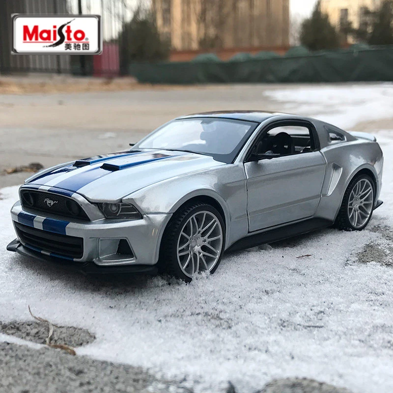 1:24 Ford Mustang Street Racer Alloy Sports Car Model Diecast Metal Racing Car Model Simulation Collection Toys Gift