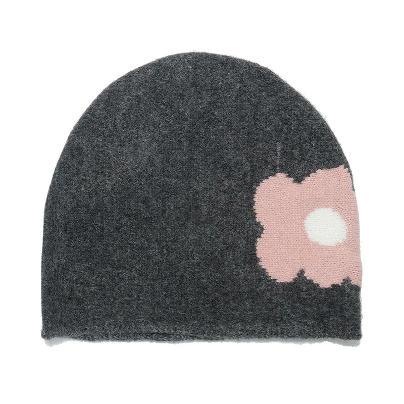 

2022 New Beanies For Woman Man Acrylic Wool Cartoon Bear Embroidery Hats Autumn Winter Unisex Knitted Warm Ear Protection Berets