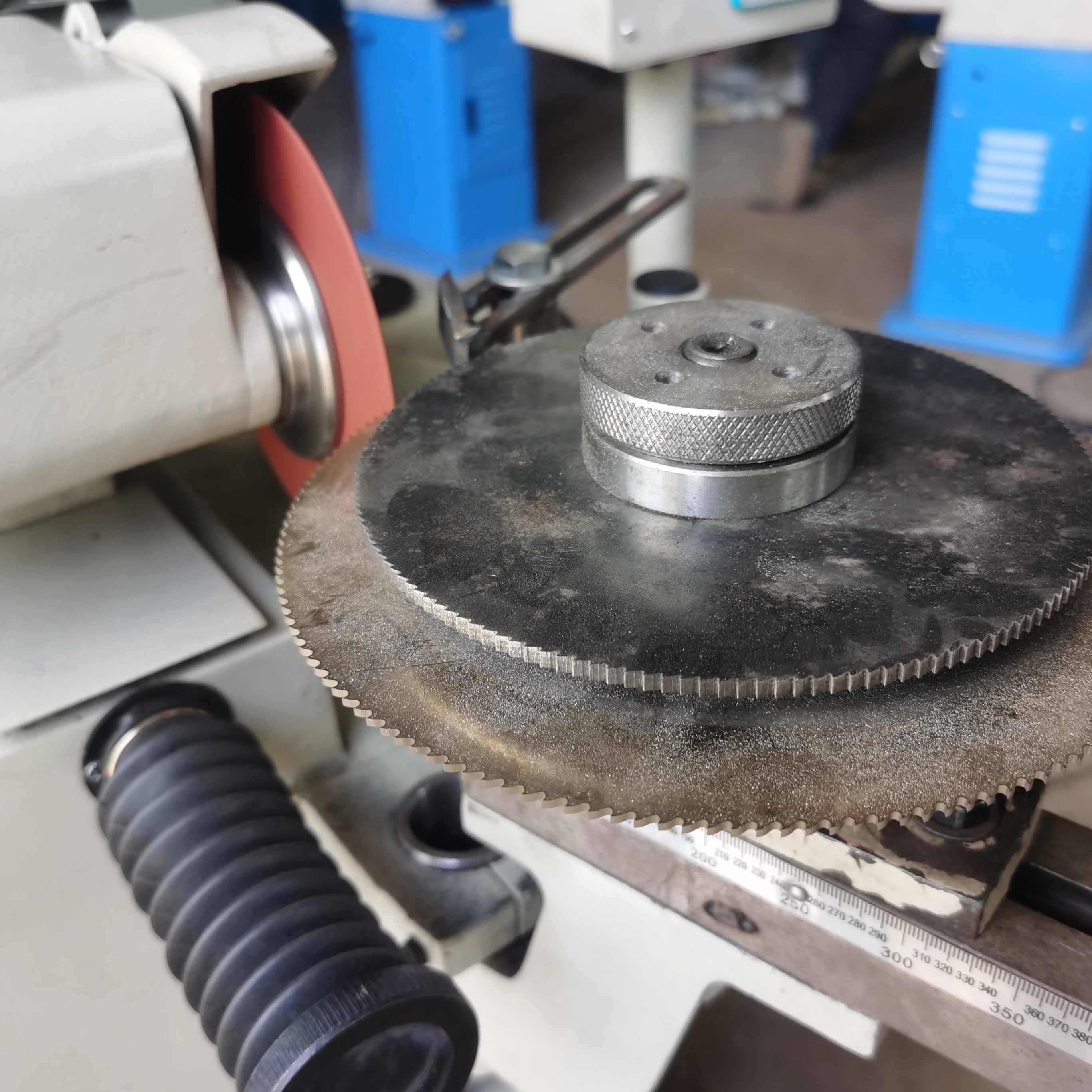 

BR-450 Gear Cutting Machine Sharpening High Speed Steel Saw Blade Cutting Disc Product Category Angle Grinder