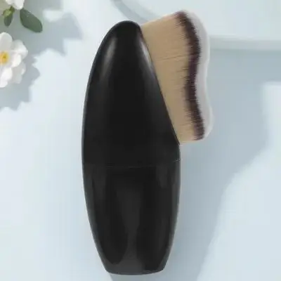 فرشاة كريم أساس بدون خياطة، فرشاة مكياج لبودرة الوجه ذات شعر ناعم وكثيف لوضع الكريمة، مكياج برونزي للنساء