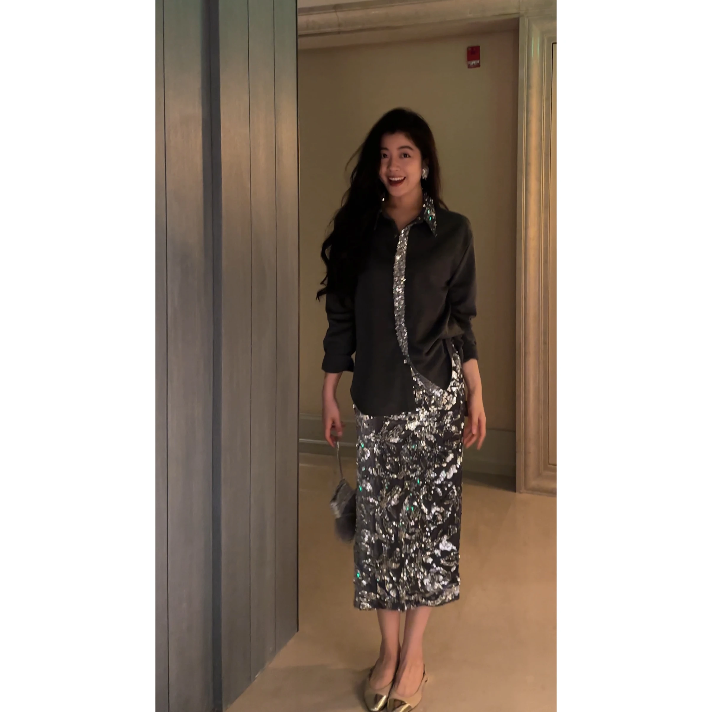 

NCOU Nie Kou 2025 Осенний Новый Дизайн: Комплект с юбкой и блестящими бусинами, визуально стройнящий, модная женская этническая одежда