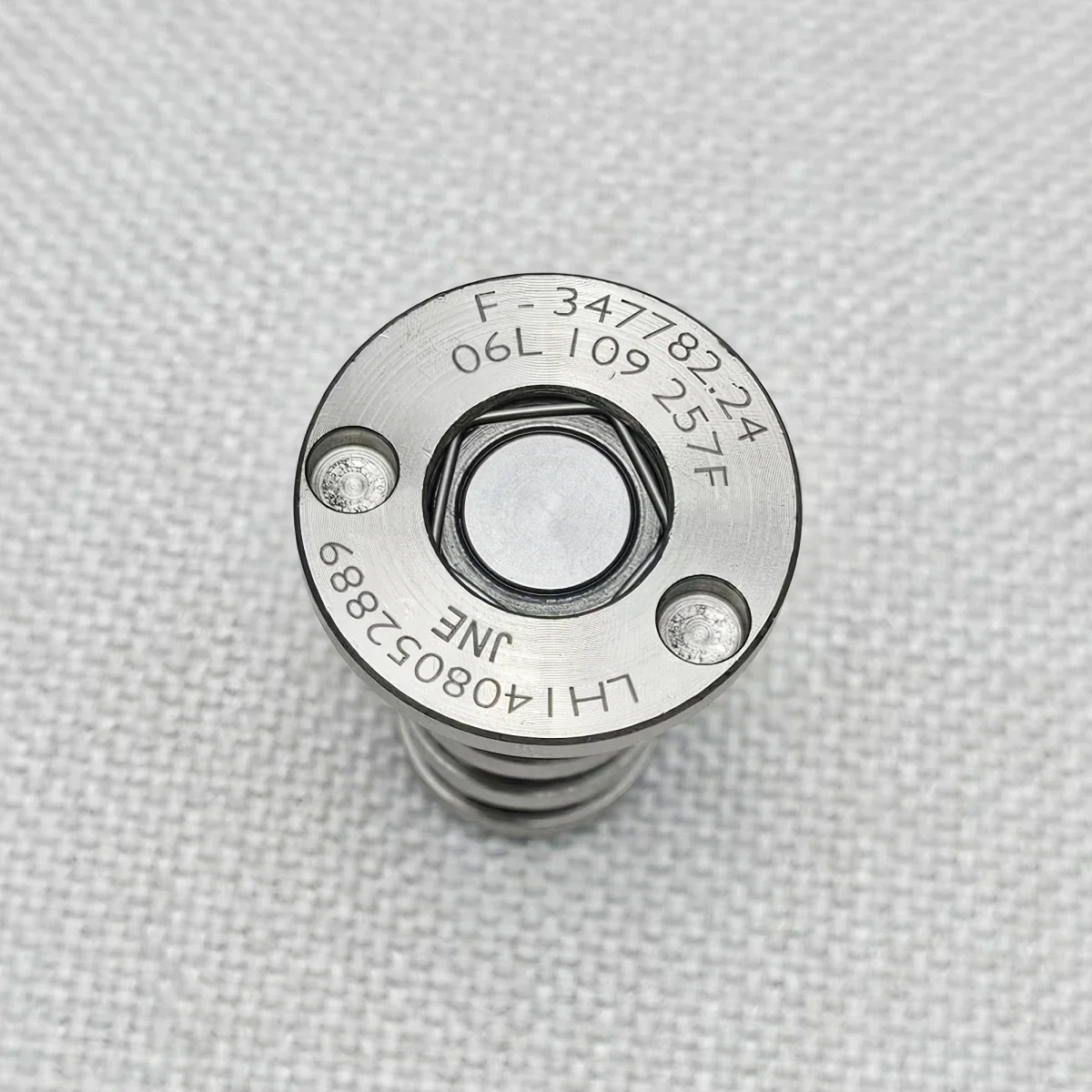 21MM Camshaft Control Valve 06J109257E For Volkswagen Lingdu Passat Phideon Golf Audi Costa Car Engine Accessories аксесу