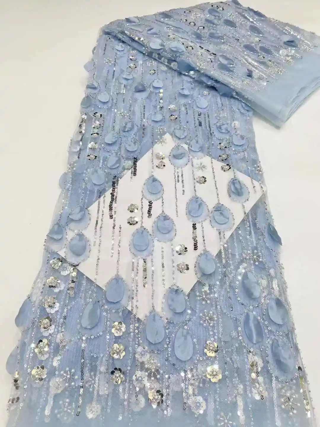 아프리카 메쉬 레이스 원단 나이지리아 비즈 레이스 원단 스팽글 2025 고품질 프랑스 나이지리아 레이스 드레스 여성 파티 웨딩용