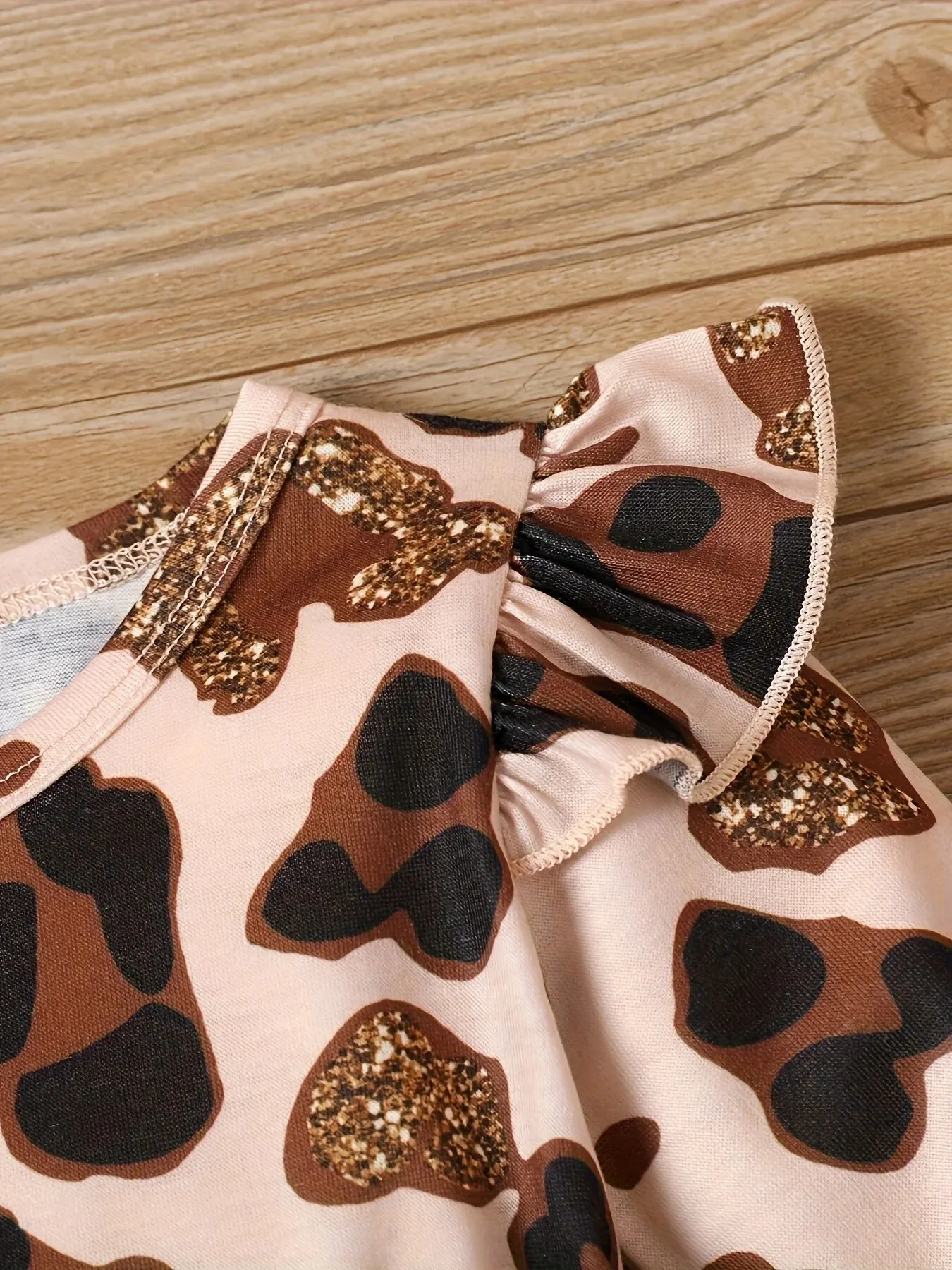 Baby Girl Leopard 3-Piece Outfit 4