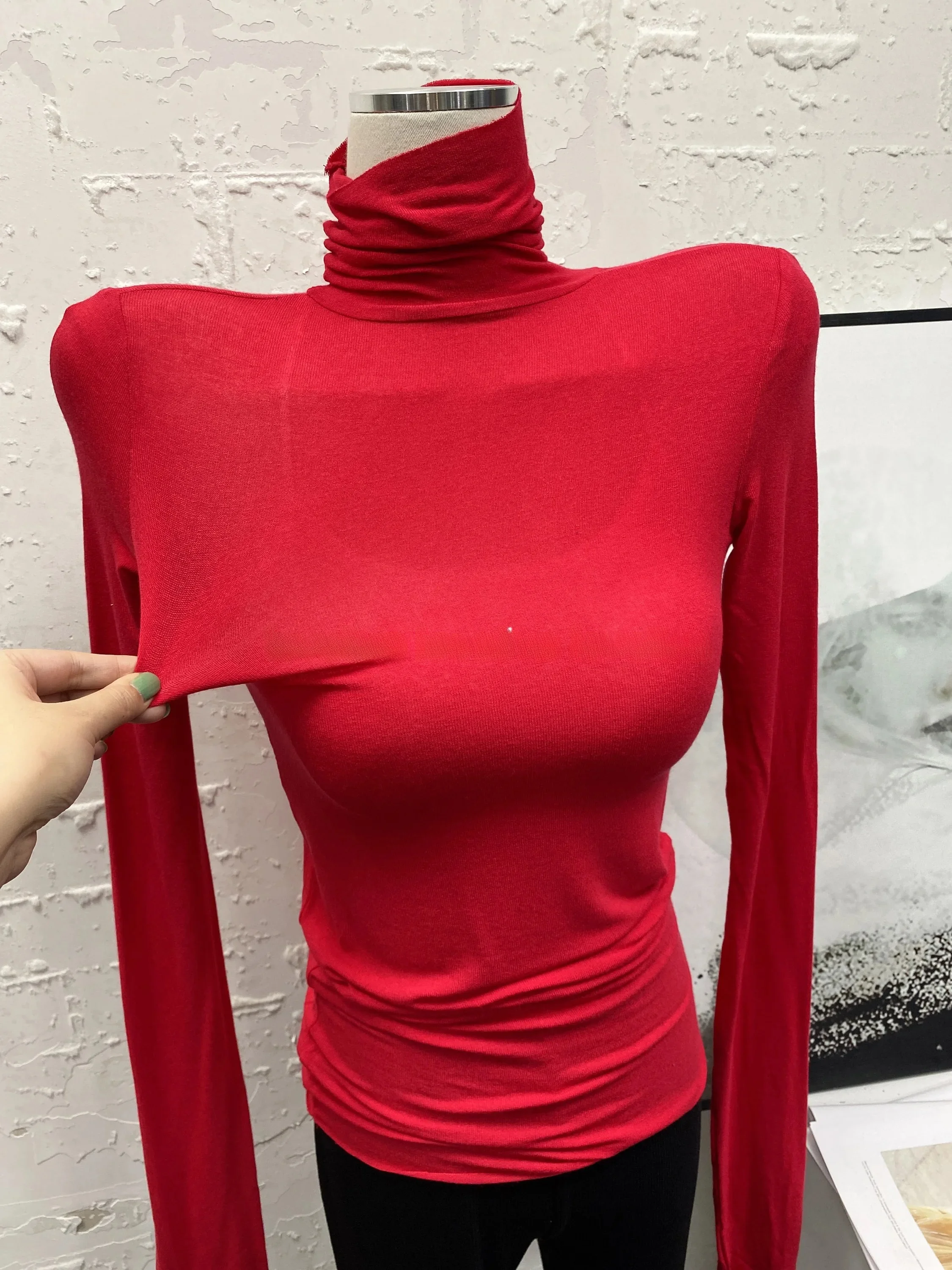 Recommended High Neck Long Sleeve Basic Style Women's Base Shirt Autumn Winter Fashionable Cozy Cowl Neck Slim Fit T-Shirt