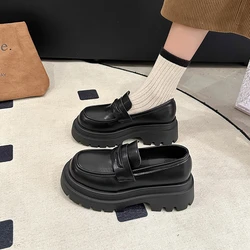 Casual Woman Shoe Female Footwear Oxfords Clogs Platform British Style Black Flats Shallow Mouth Loafers With Fur Autumn Round T