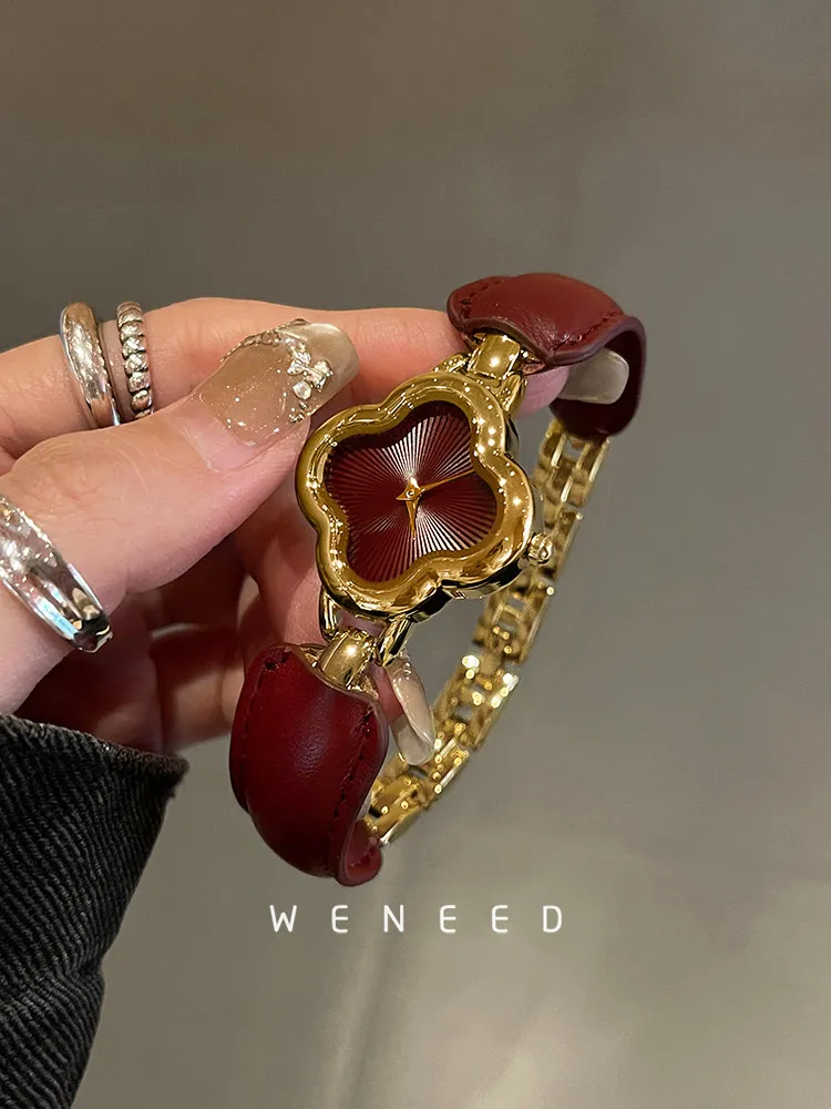 

New Red Women'S Watch, High-End And Luxurious, Elegant Ladies' Watch With A Leather Strap, A Trendy Watch For Women.