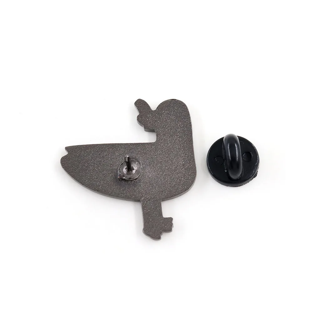 1PC Cute Seagull With French Fries Enamel Pin, Funny Coastal Meme Brooch, Beach Lover Jewelry Gift