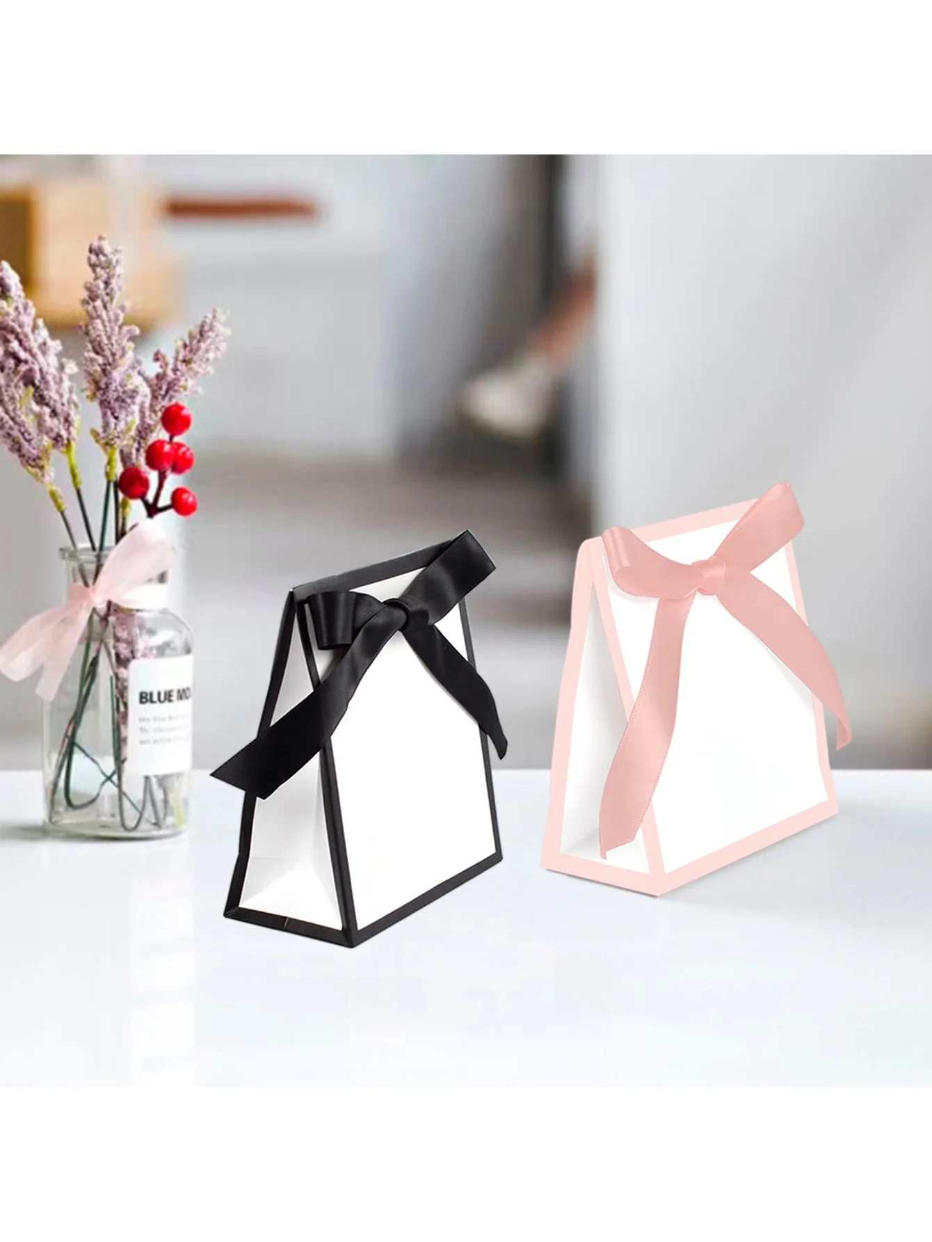 10pcs, Simple Black And White Bow Clutch Bag Spot Tie Silky Scarf Mini Gift Tote Bag Gift Packaging Bags