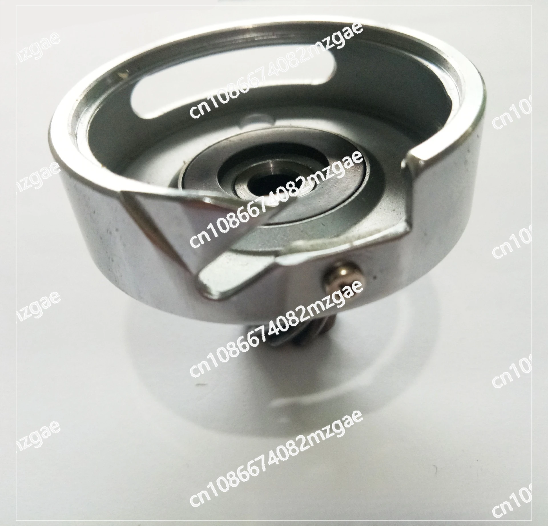 

High quality, high quality, new multi-functional household sewing machine equipment accessories, brother shuttle