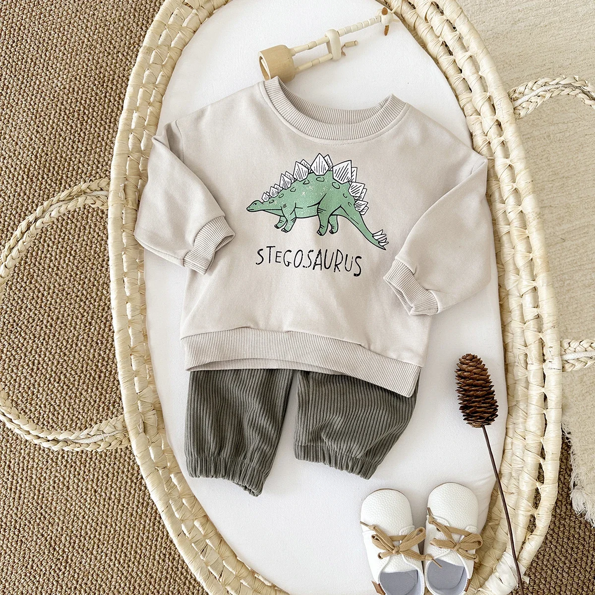 2PCS Newborn Baby Boys Clothes Set Dinosaur Prints Sweater+corduroy Pants Children\'s Clothing Girls Outfit Cotton Suit Spring