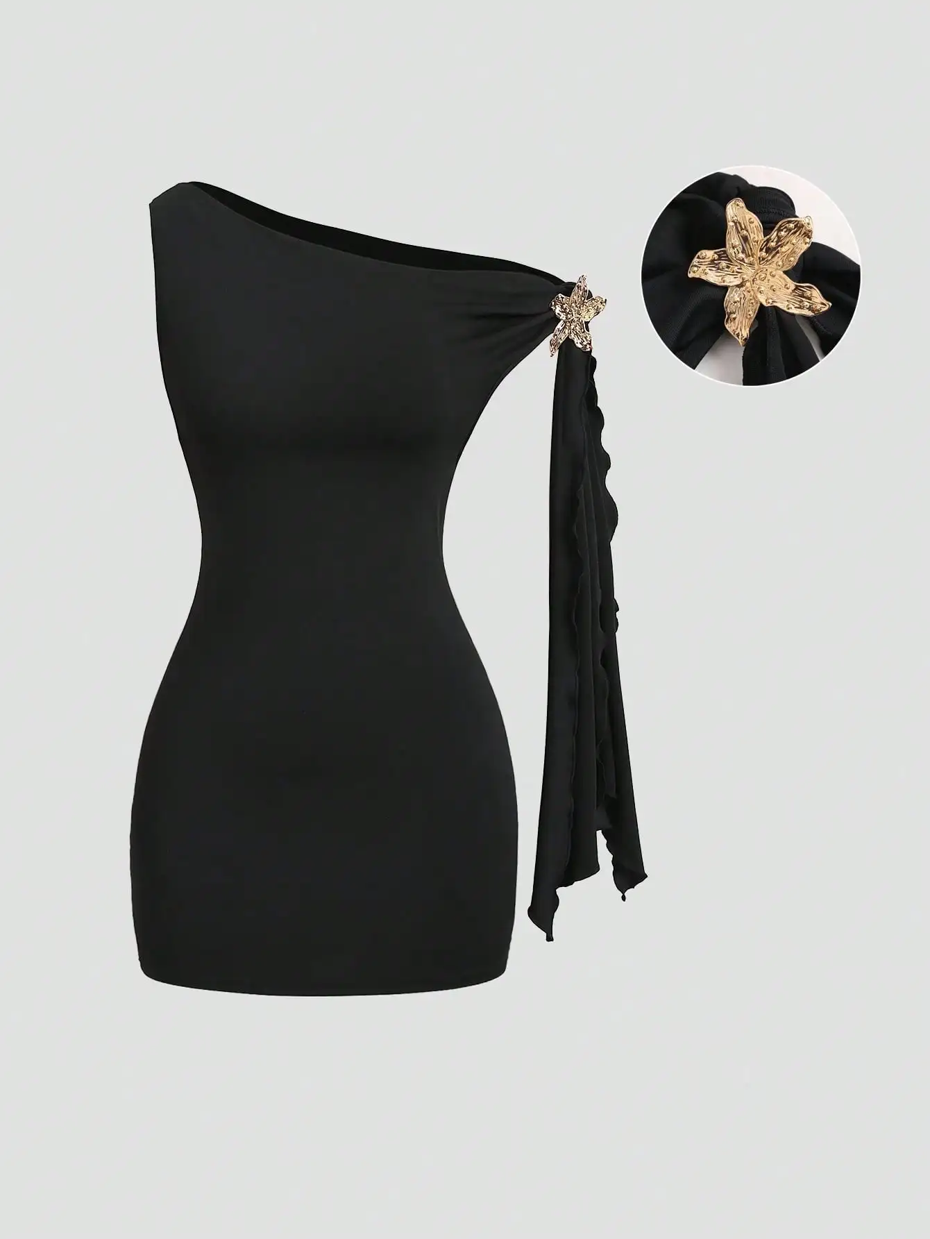 

Черное асимметричное облегающее платье на одно плечо с цветочным металлическим декором