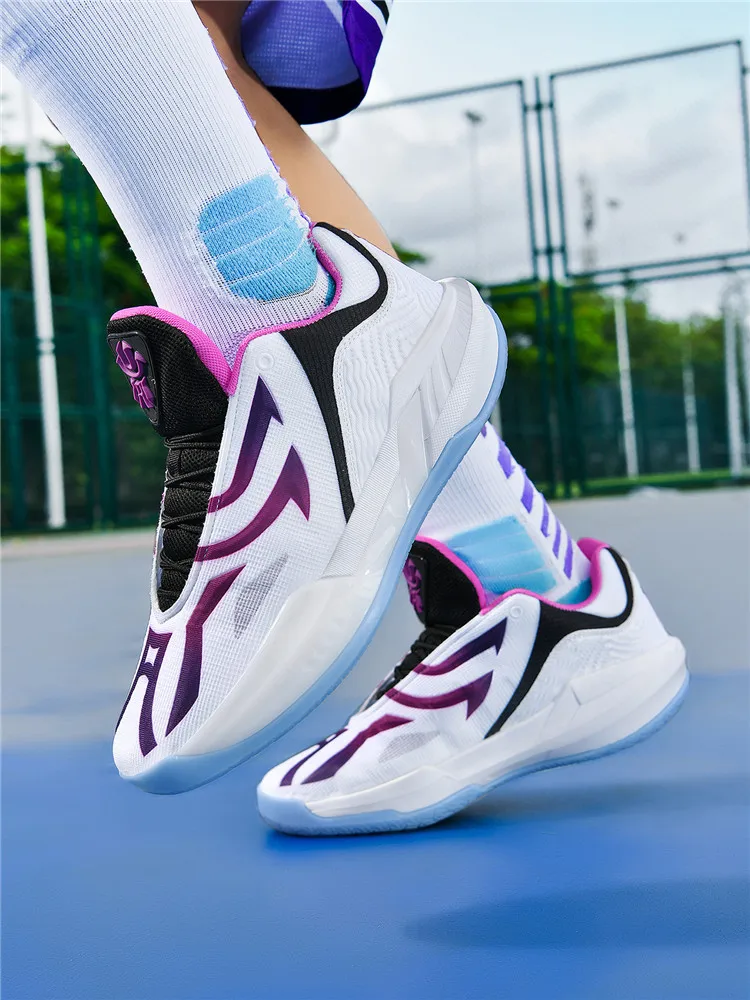 Hot 2025 summer new outdoor breathable wearable hiking mountaineering casual shoes Very good hiking shoes