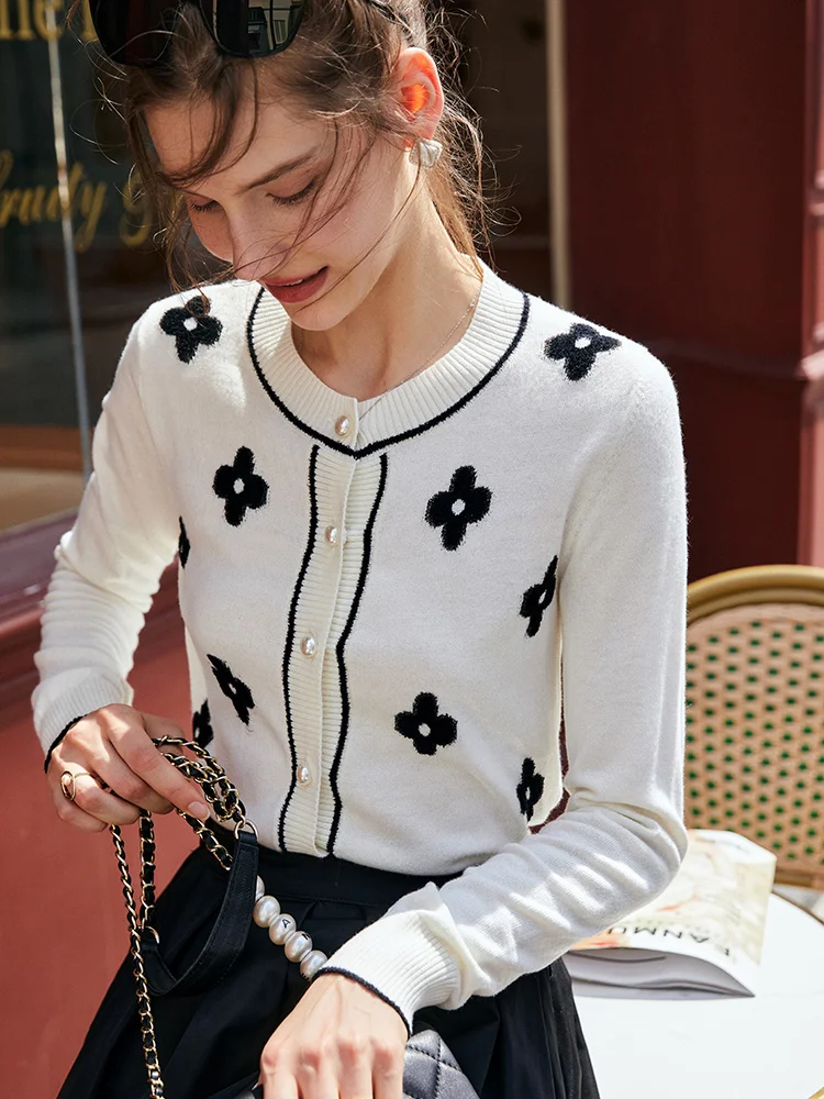 

OLrain Retro Cardigan Sweater Women's Autumn New 2025 Slim Thin Embroidery Knitwear Crew Neck Knitted Tops Clothing O21QM38113