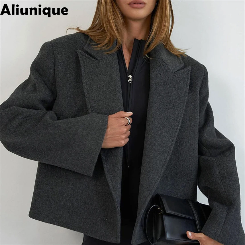 2026 Autumn Winter Fashion Short Blazers Tops Women's High-End Sense Versatile Age Reducing Lace Up Waist Cinching Woolen Suit
