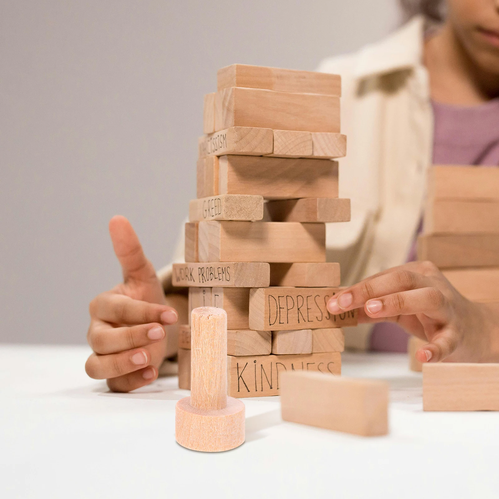 

20 Pcs Train Solid Wood Small Dowels Mini Axle Pegs Round Head Brick Nails for Hanging Button Long Beige Blank Decorative Child