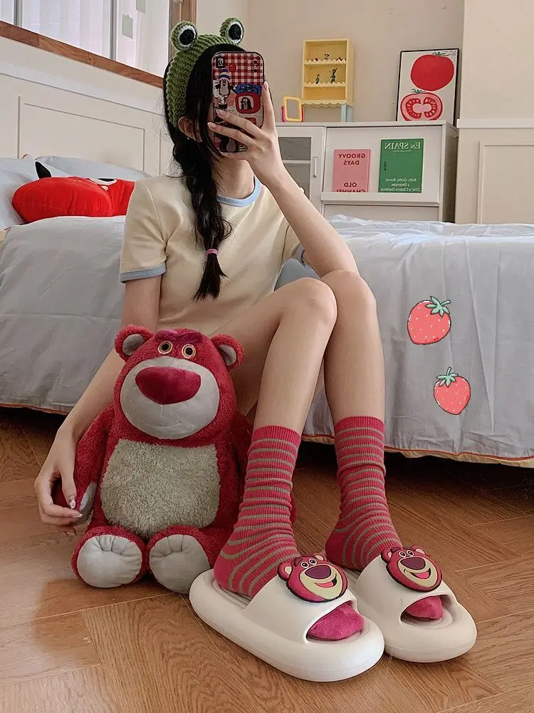 2024 new child shoes plus size Anti Slip Home Men And women sandals Summer Couple Strawberry Bear Lotso Cool Slippers