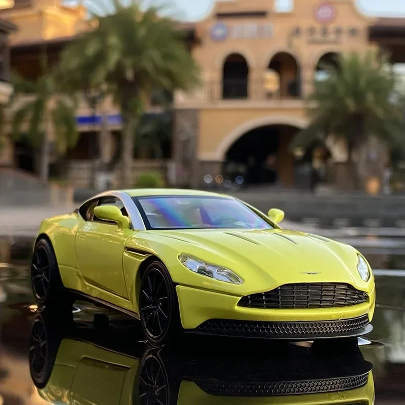 أستون مارتن DB11 AMR لعبة سيارة رياضية ، سبيكة دييكاست ، مركبات لعبة ، طراز سيارة معدنية ، مجموعة محاكاة عالية ، ألعاب أطفال