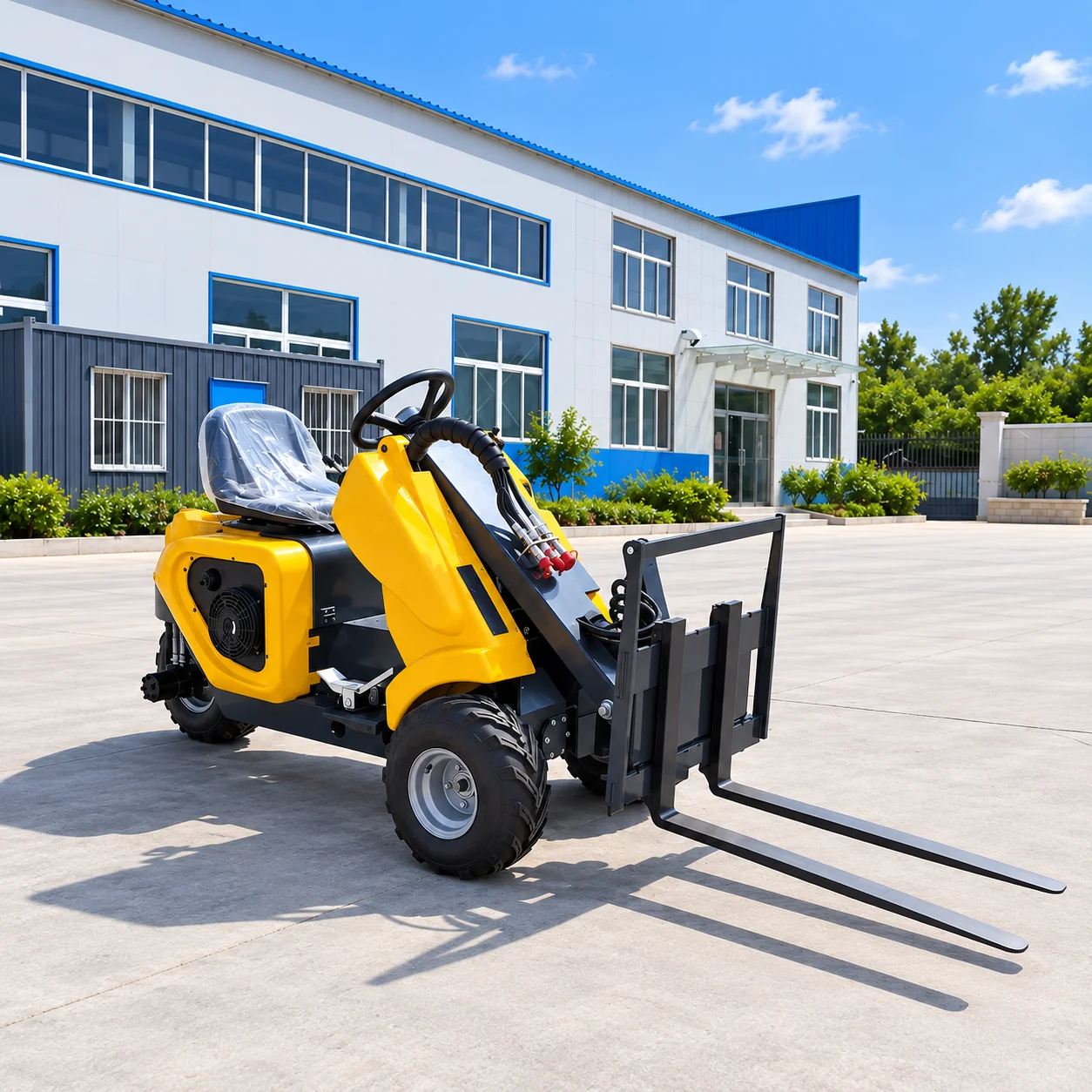 Mini Farm Loader Three Wheel Compact Front End Loader 350kg Lift Capacity for Barn Cleaning Feed and Yard Maintenance