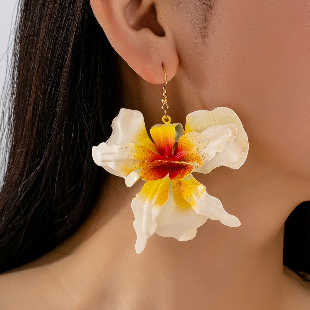 Cross border pleated baked paint flower earrings, versatile commuting pendants, party outings, multi-color earrings