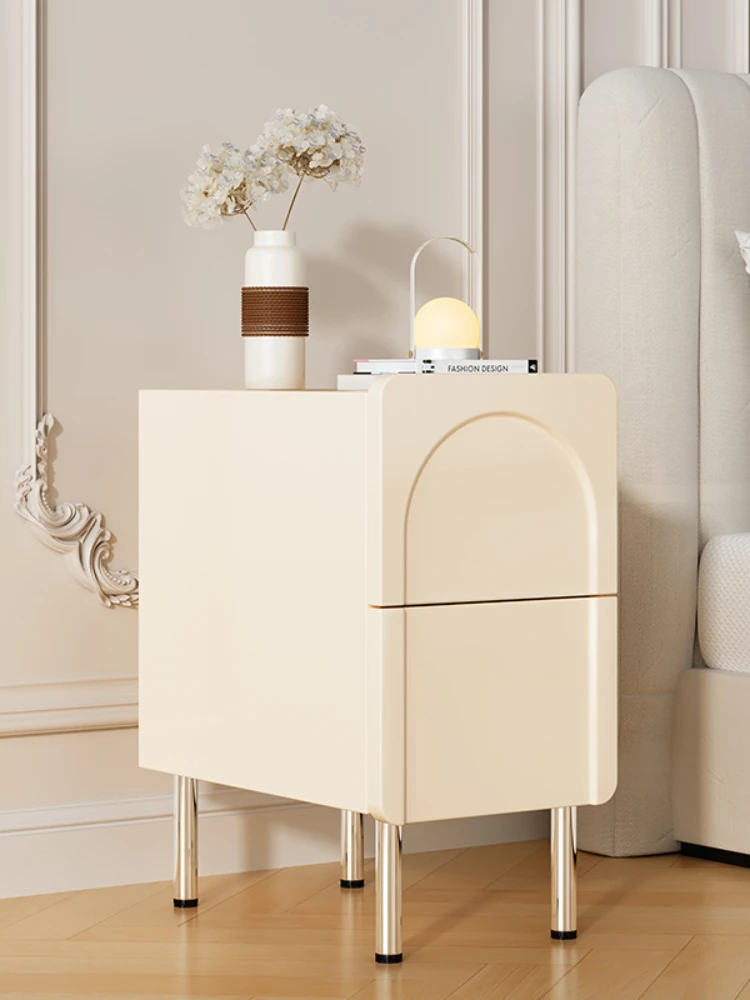 Small bedside tableModern simple cream style bedroom ultra-narrow sandwich seam bedside cabinet 25cm wide mini storage cabinet