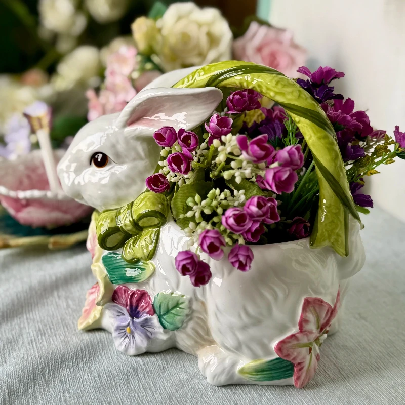 Hand Painted Lily Rabbit Ceramic Fruit Basket Underglaze Snack Storage Bowl Farmhouse Kitchen Decor Vintage Harvest Gift Baskets