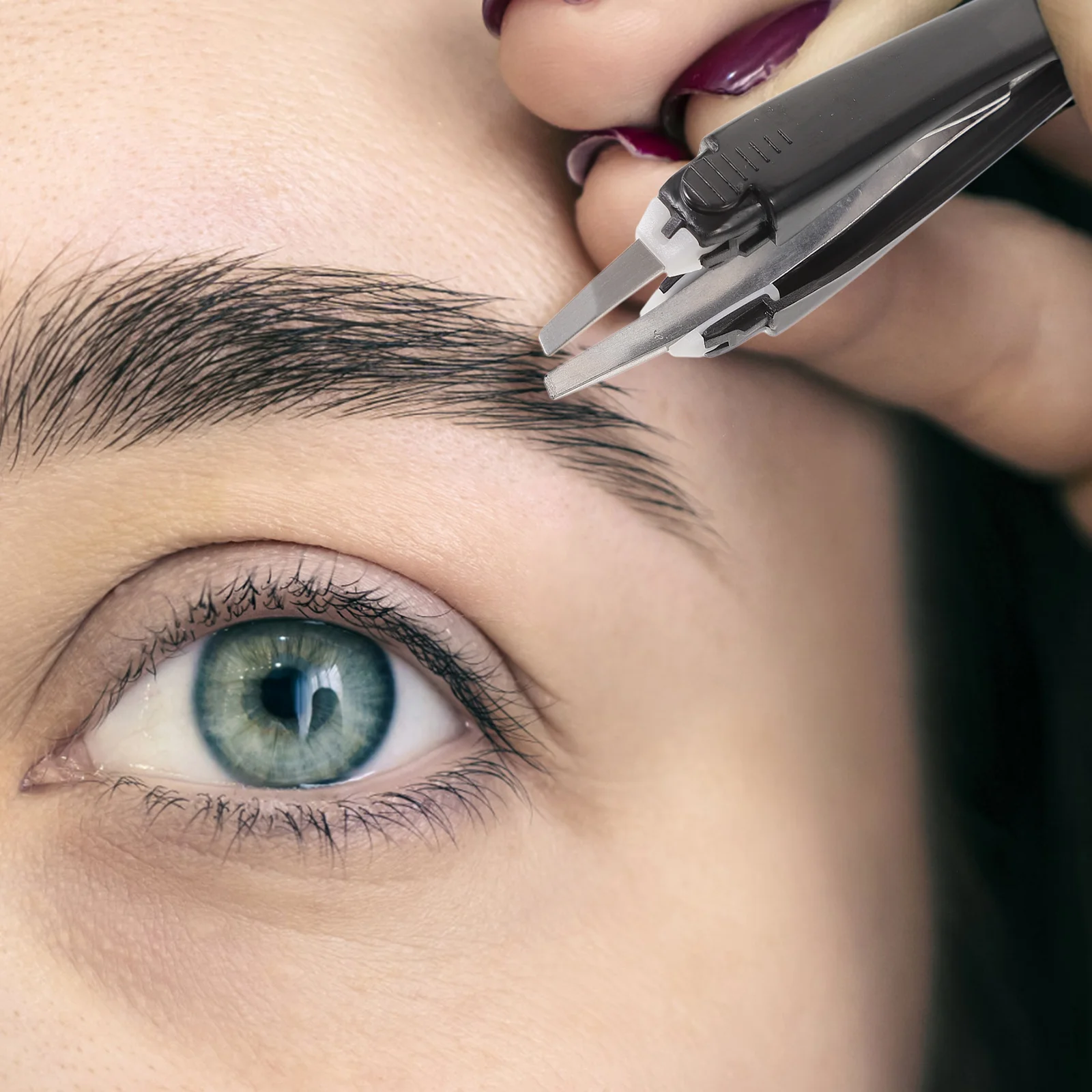 แหนบถอนขนคิ้วแบบพับเก็บได้ อัตโนมัติ ระดับมืออาชีพ ปลายเฉียง สำหรับถอนขนบนใบหน้า อุปกรณ์แต่งหน้า สีสุ่ม แหนบอัตโนมัติ