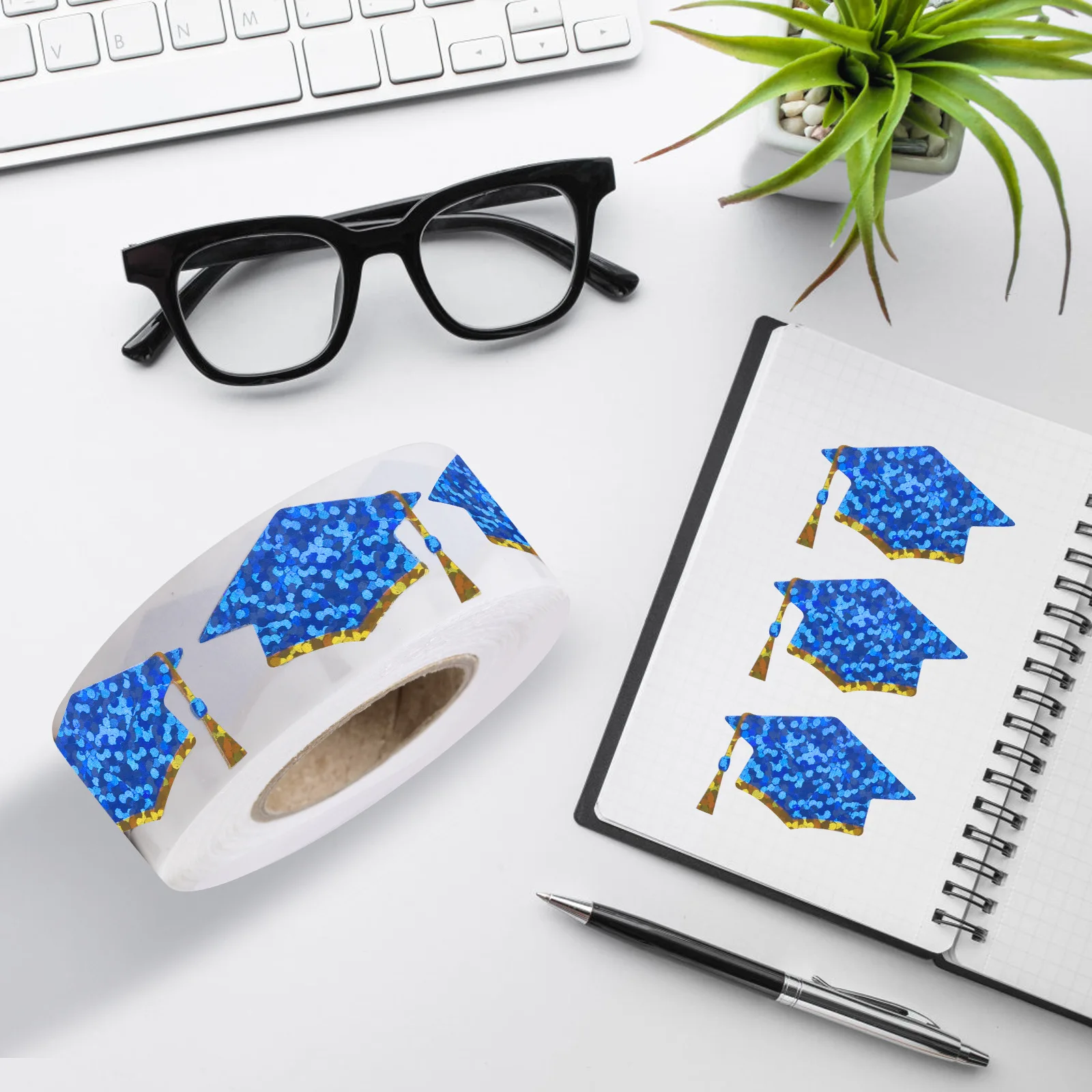 

2Pcs Graduation Envelope Seal Labels Stickers Self-Adhesive Graduation Cap Blue Class of 2025 Party Decoration Favors