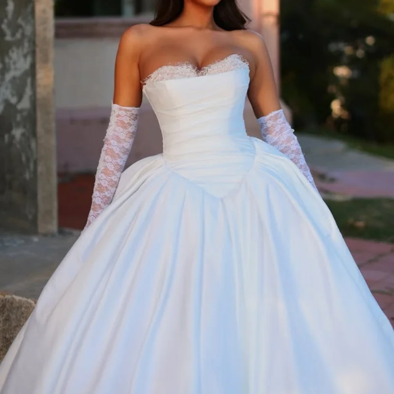 

Satin White Wedding Dresses of off-shoulder A skirt glitte rdecal detachable Long tail Bridal Gowns Made Customized