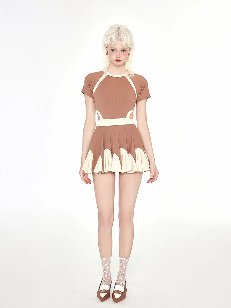 

Маскировочный слитный купальник 2026 года, новинка, женский, скрывающий живот, утягивающий, с рукавом до локтя, в стиле платья, премиум-класса, для горячих источников, Va...