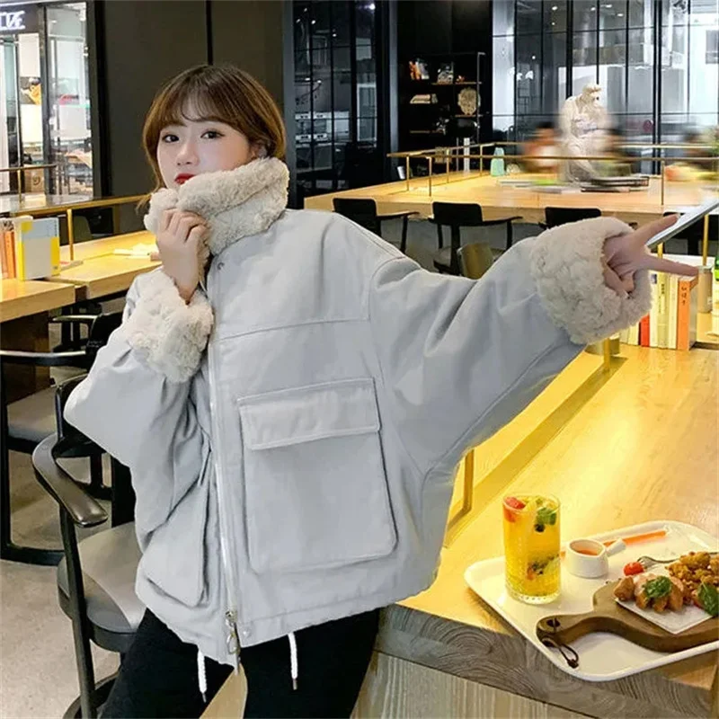 2025 new Winter short Cotton Jacket Women Stand Collar Imitation lamb wool Coat Thick Korean Loose Student Padded Clothes T763