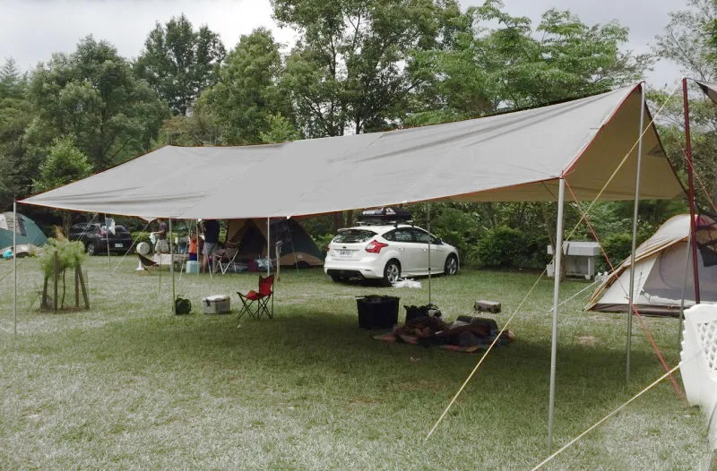 

Awnings, tents, campgrounds, cloth outdoors
