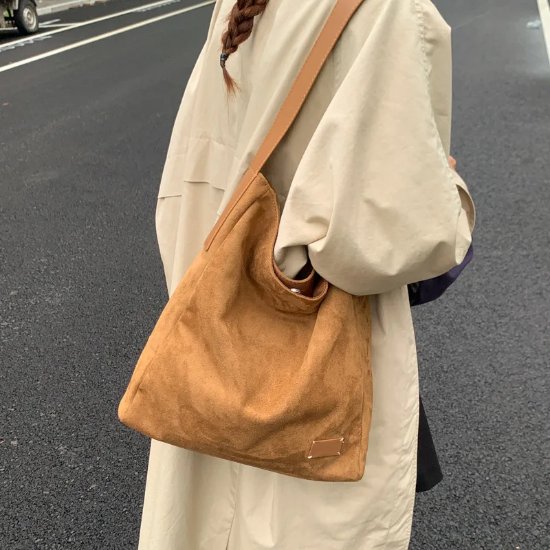 

New Suede Hobo Bag Female Korean Ins Style Large Capacity Shoulder Underarm Bag Niche Foreign Style