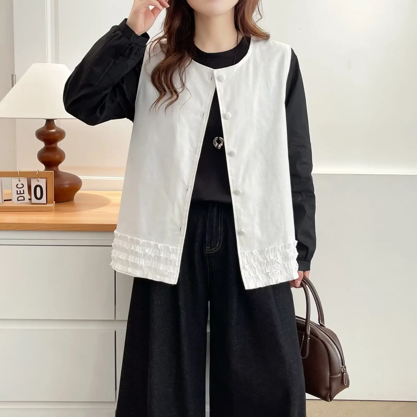 

Модные женские жилеты без рукавов больших размеров, стильный новый стиль, осенний жилет с круглым вырезом и кружевным подолом