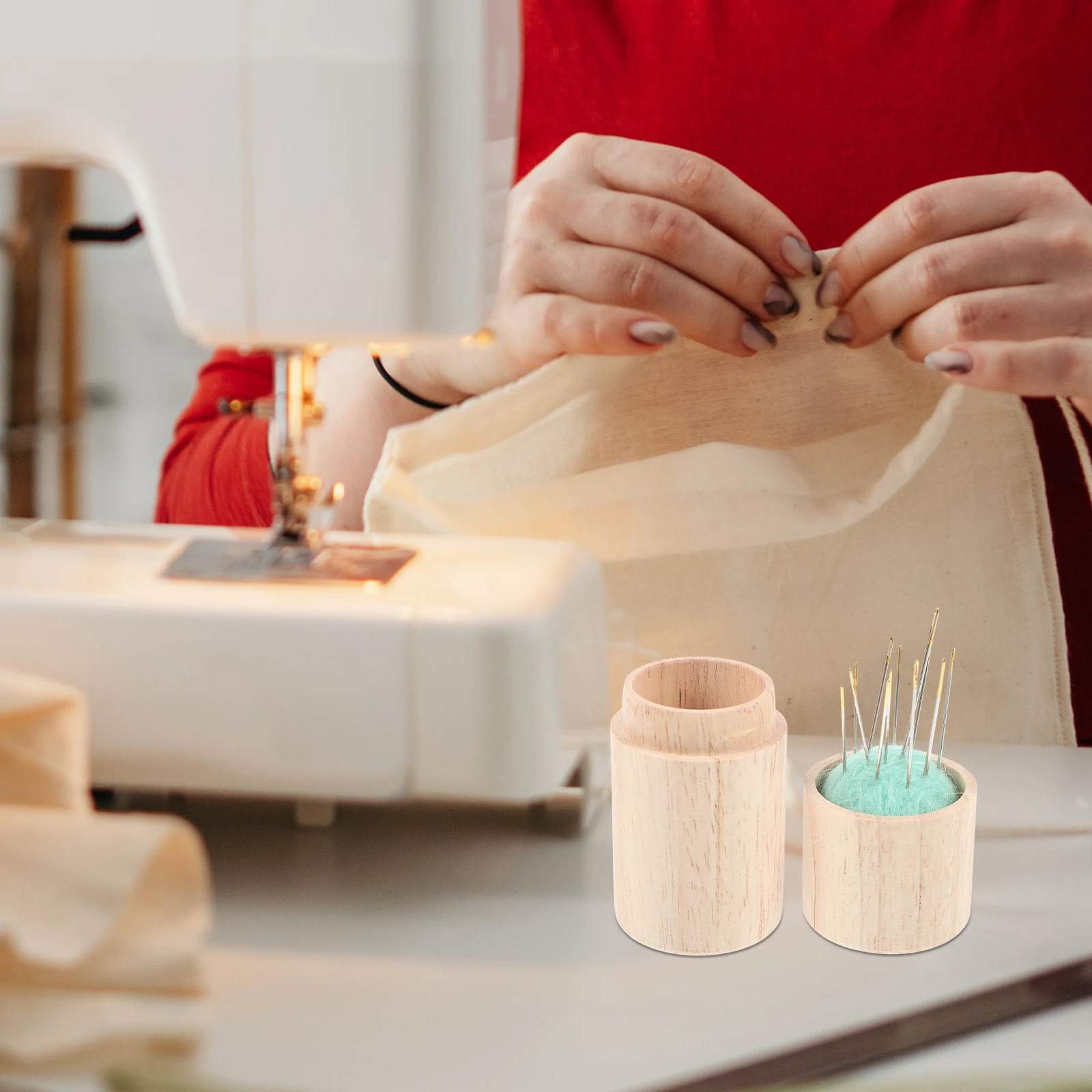 

1Set Wood Needle Storage Tube Wear-Resistant Portable Needle Holder Compact Sewing Thread Organizer Household Use