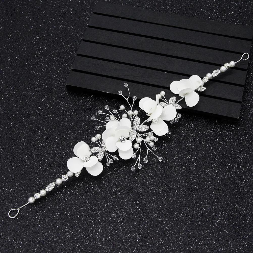 Delicate Floral Headband in White with Sparkling Rhinestones and Imitation Pearls Bridal Hair Accessory for Wedding Graduation