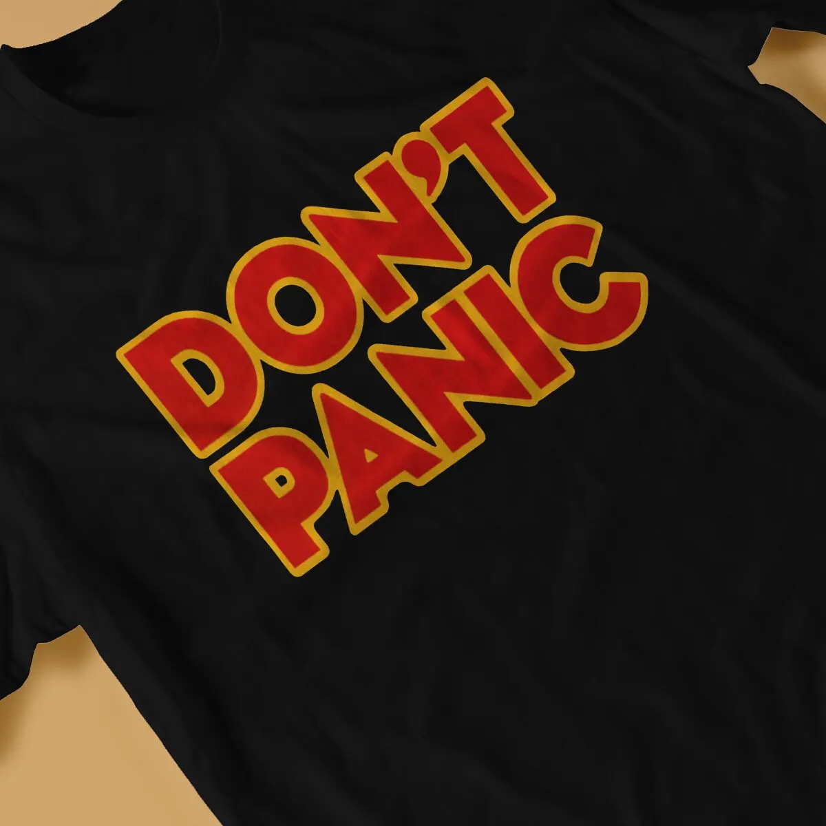 Don\'t Panic Retro Unique TShirt The Hitchhikers Guide To The Galaxy Film Leisure Polyester T Shirt Summer T-shirt For Men Women