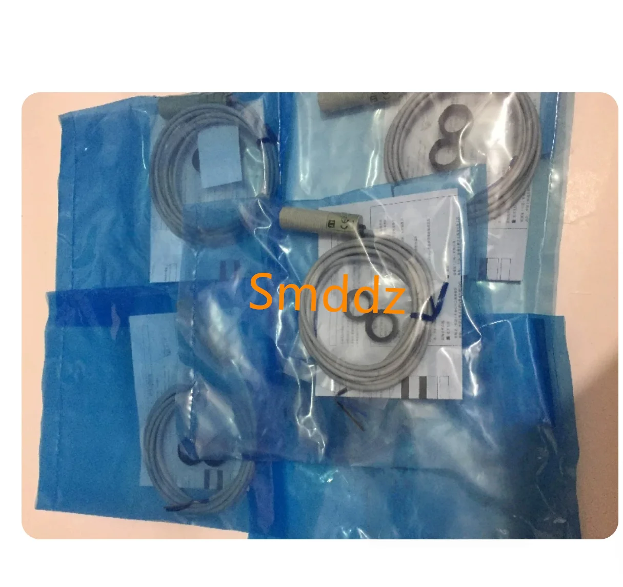 1 piece,    Circular M18 Reflective Sensor ,  E3F3-D11  / E3F3-D12  /E3F3-D62