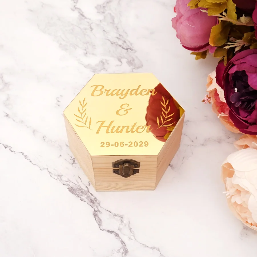 Wooden Hexagon Candy Storage Box PMMA Mirrored Cover Custom Wedding Groom Bride Name Memorial Day Guest Favors Gifts Party Decor