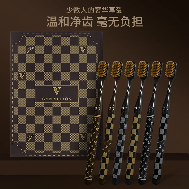 

Высококачественная зубная щетка с маленькой головкой в клетчатом стиле, подходит для путешествий и домашнего использования, подходит как мужчинам, так и женщинам.