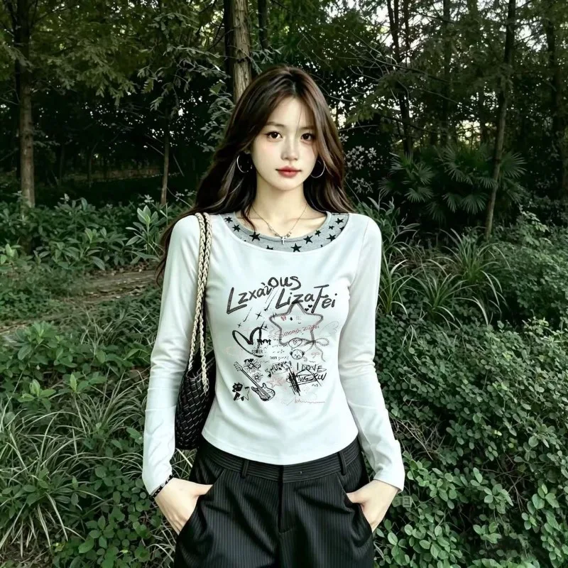 Kimotimo Autumn Graffiti Print Star Fake Two Piece T-shirt Women Cute Slim Waist Long Sleeve Crop Top Vintage Y2k Aesthetic Tees