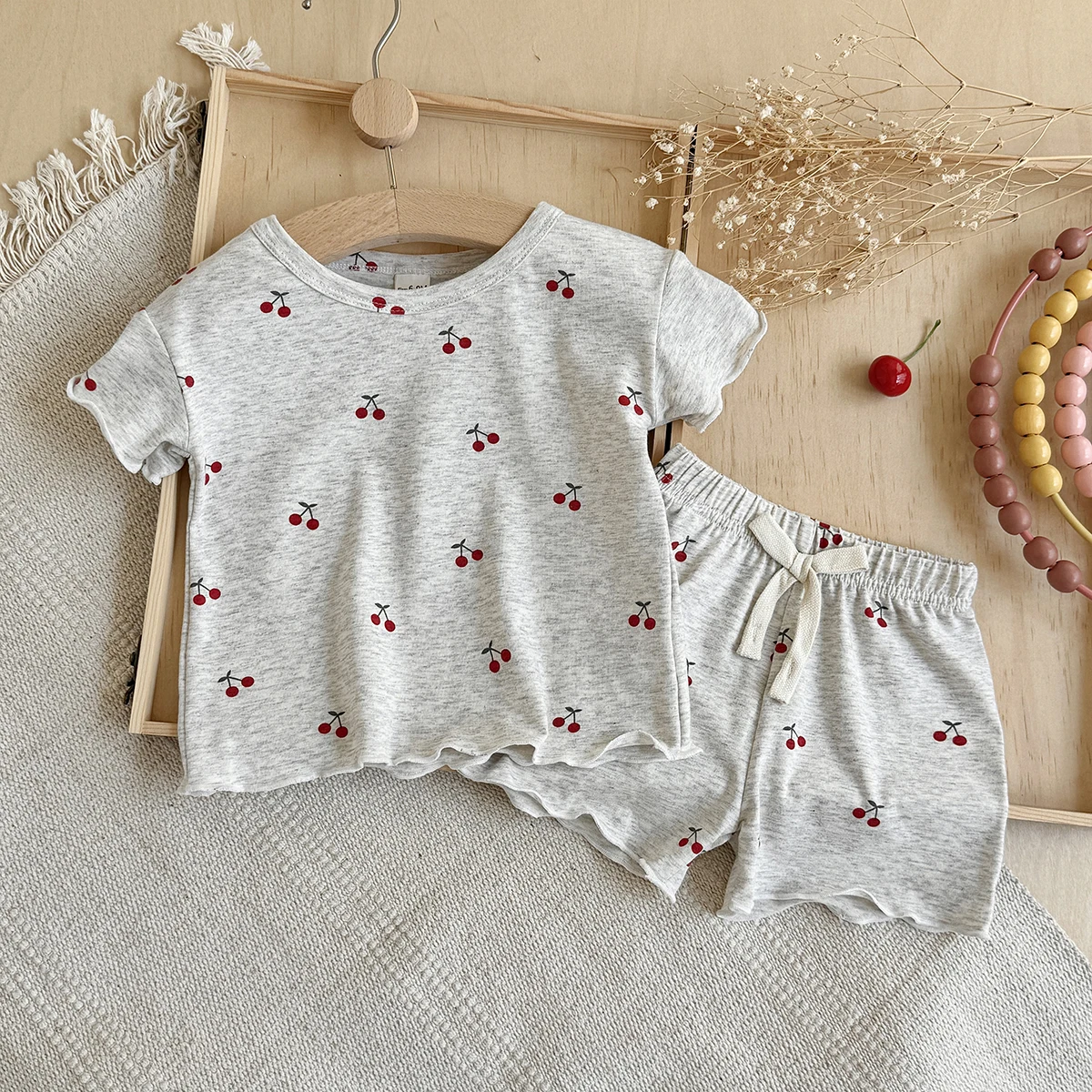 Summer Baby Boy Girls Clothes Leisure Style Set Cherry Print T-Shirt +Shorts Cool Summer Children Suit 2Pcs/Set 0-3Y